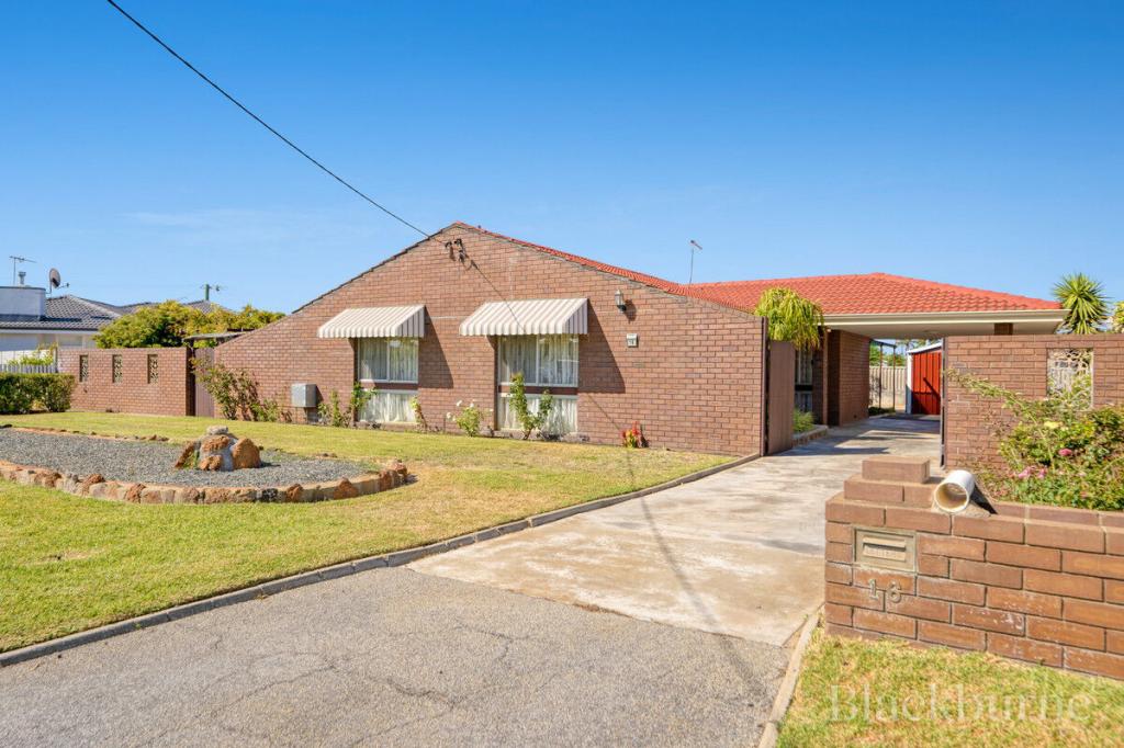 16 Dolphin Rd, Safety Bay, WA 6169