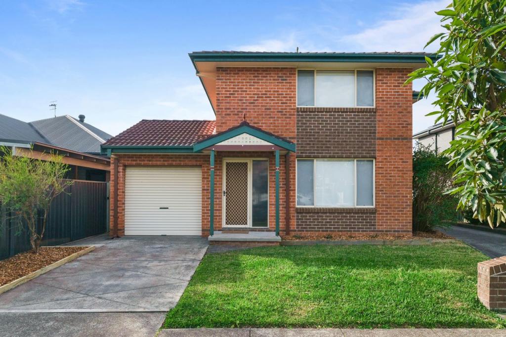 1/2 Jefferson St, Adamstown, NSW 2289