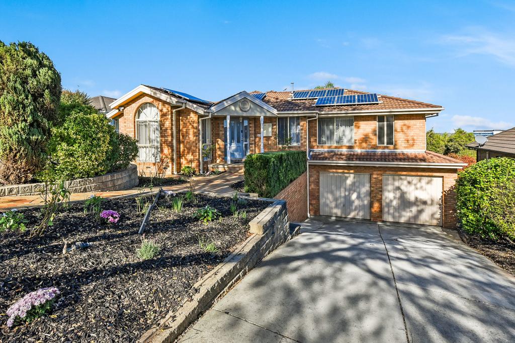 7 EDRINGTON PARK DR, BERWICK, VIC 3806