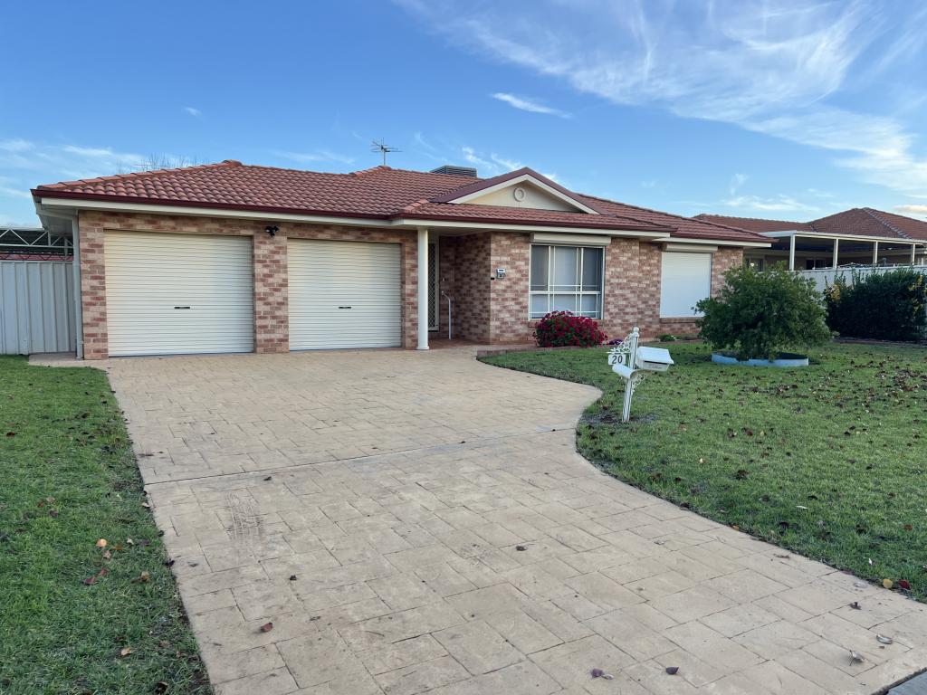 20 Tubbo Cres, Griffith, NSW 2680