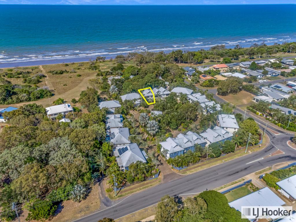 11/2 Sylvan Dr, Moore Park Beach, QLD 4670