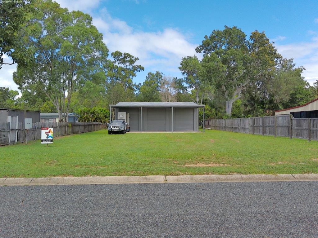 48 MARINE PDE, MIDGE POINT, QLD 4799