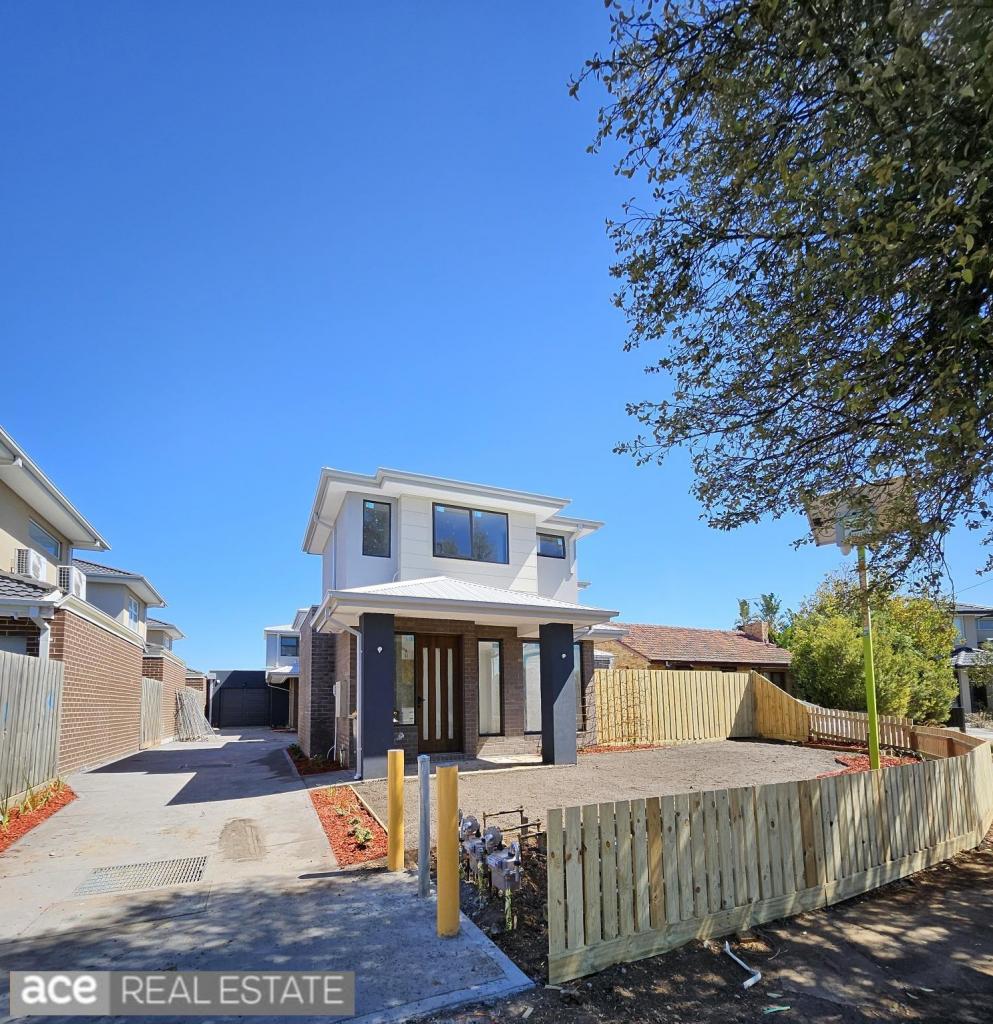 1/2 Cobby St, Laverton, VIC 3028