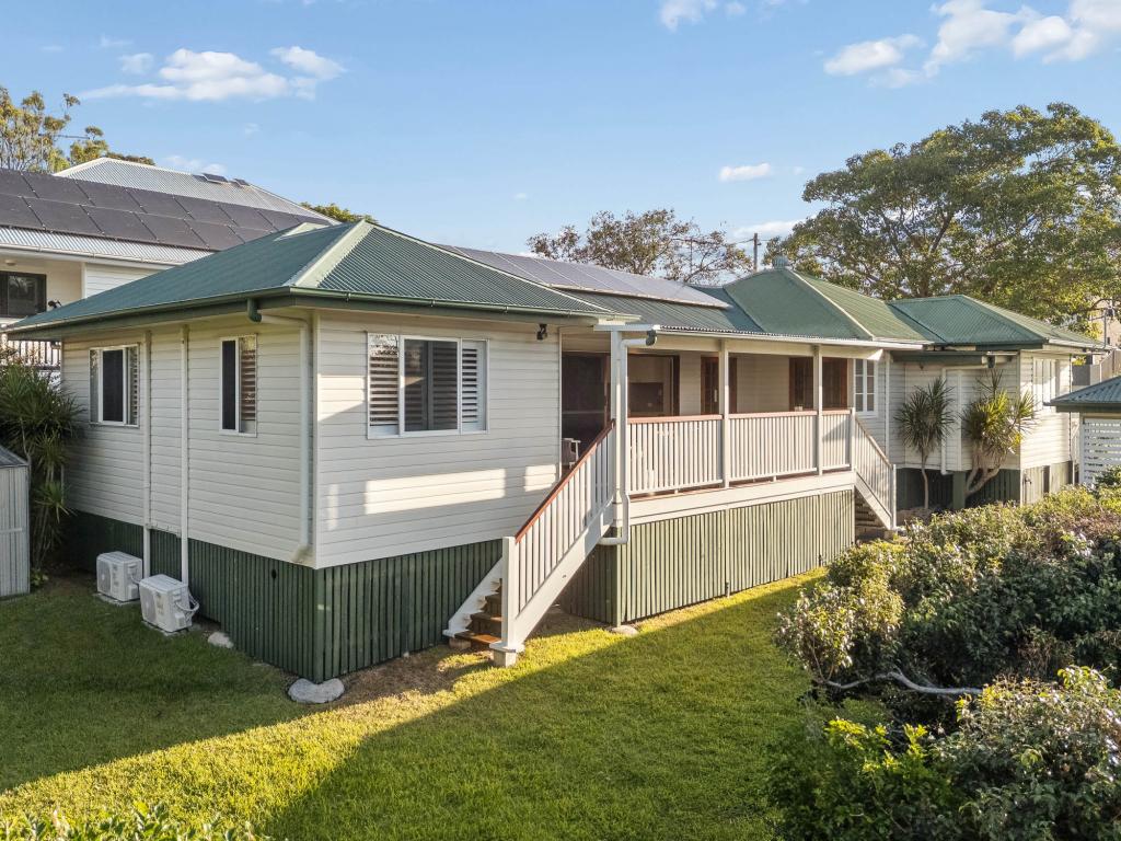 2 Fingal St, Tarragindi, QLD 4121