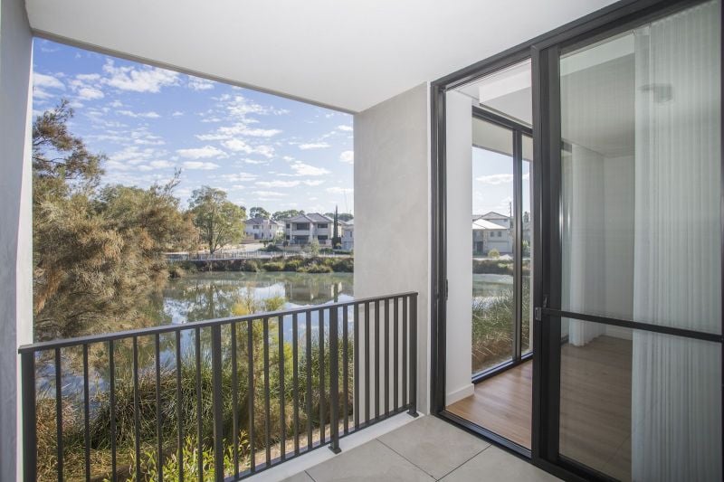 206/38 Cygnus Pde, Waterford, WA 6152