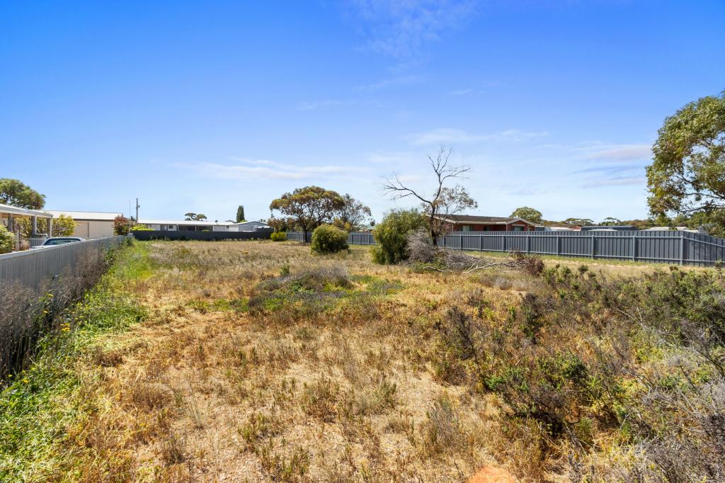 91 Moonta Rd, Moonta Bay, SA 5558