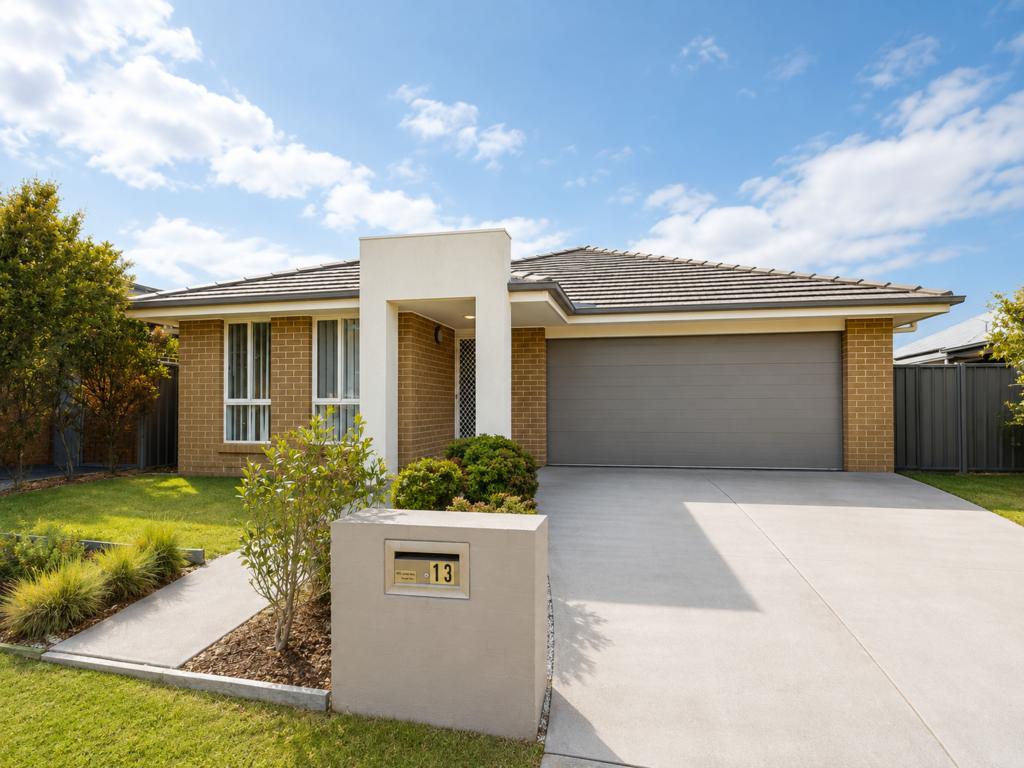 13 Diuris St, Fern Bay, NSW 2295