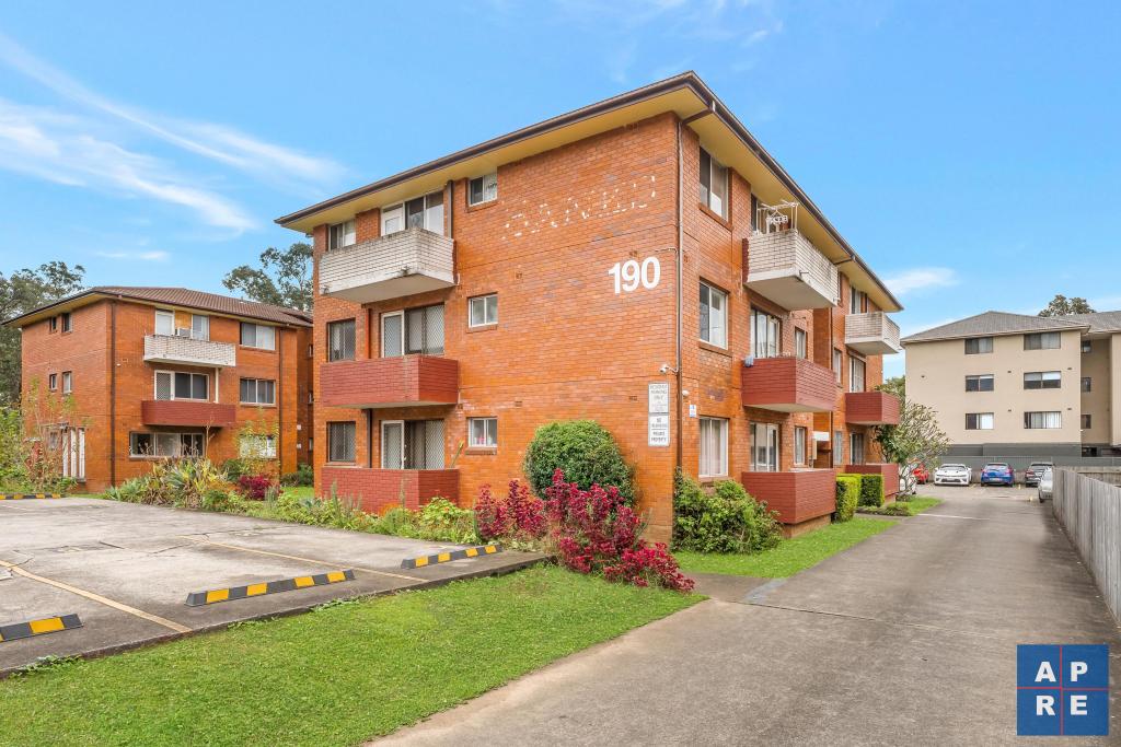 15/190 Sandal Cres, Carramar, NSW 2163
