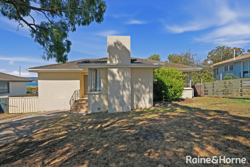 28 Duntroon Dr, Rokeby, TAS 7019