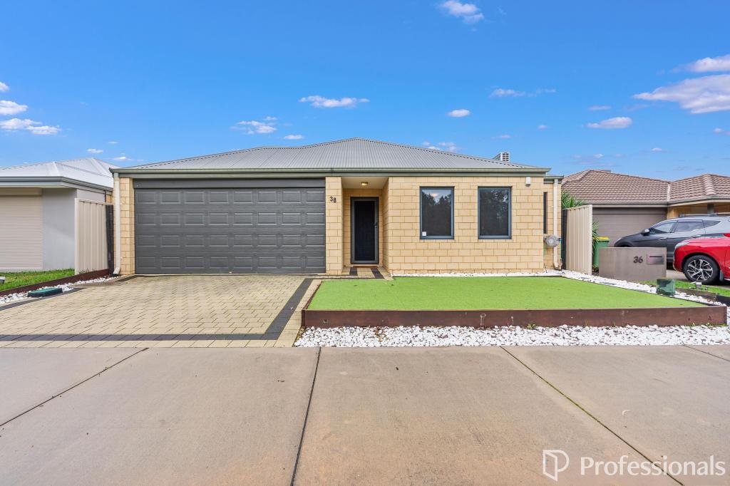 38 Kalari Dr, Wattle Grove, WA 6107