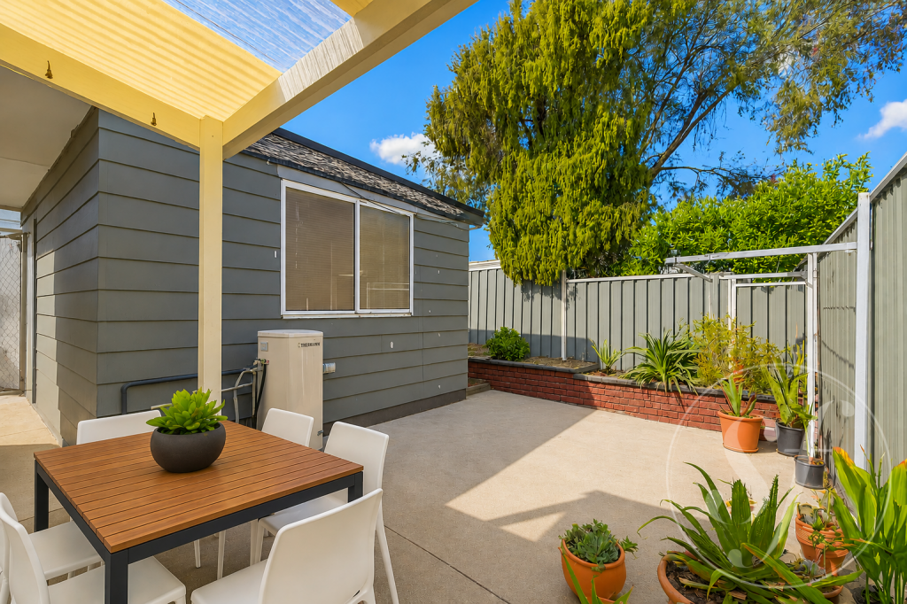 11a Crucie Ave, Bass Hill, NSW 2197