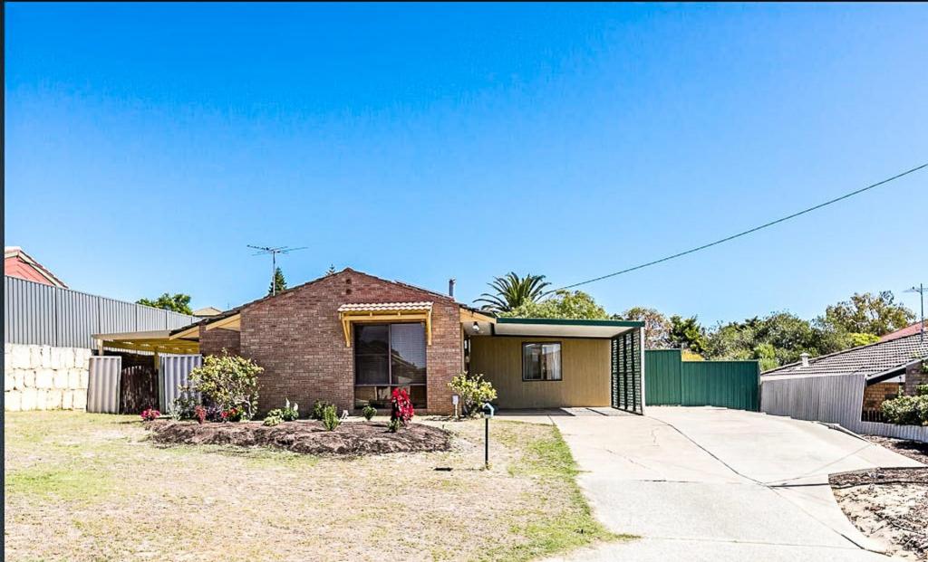 6 Roamer St, Heathridge, WA 6027