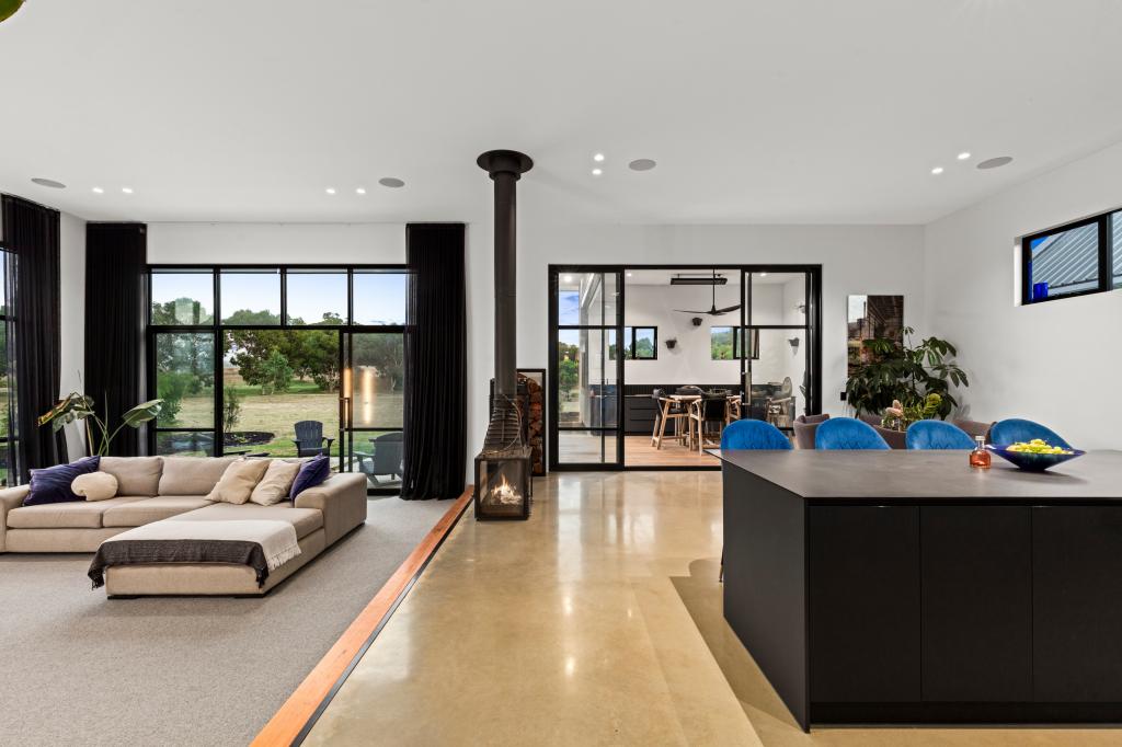 18 Stone Pine Ct, Connewarre, VIC 3227