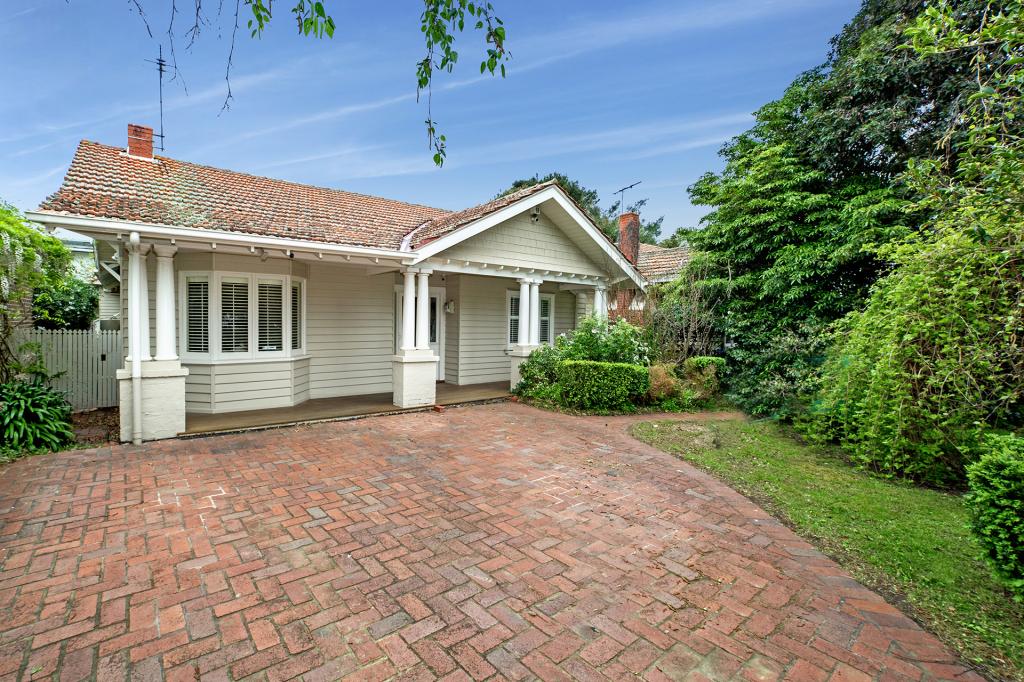 11 Imbros St, Hampton, VIC 3188