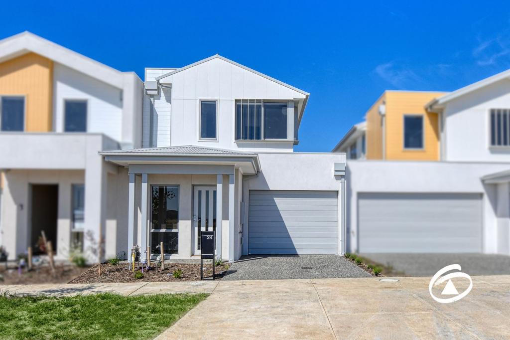 24 Borthwick Pde, Clyde North, VIC 3978