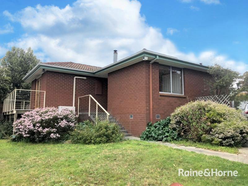 5 Oak Ct, Kingston, TAS 7050