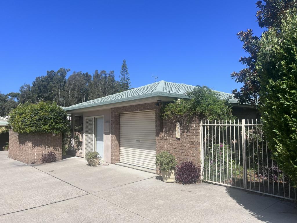 1/12 Eucalypt Cl, Old Bar, NSW 2430