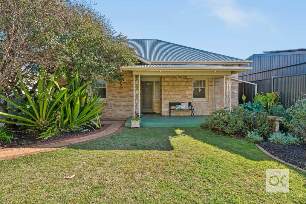 1 Clovelly Ave, Clarence Gardens, SA 5039