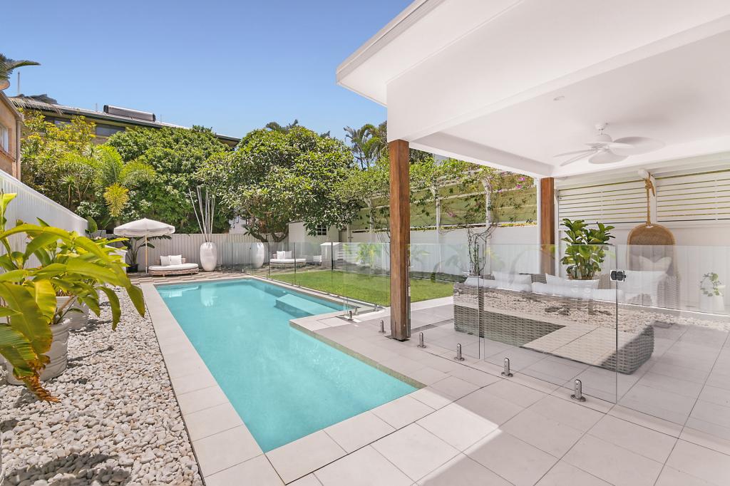 22 Peerless Ave, Mermaid Beach, QLD 4218