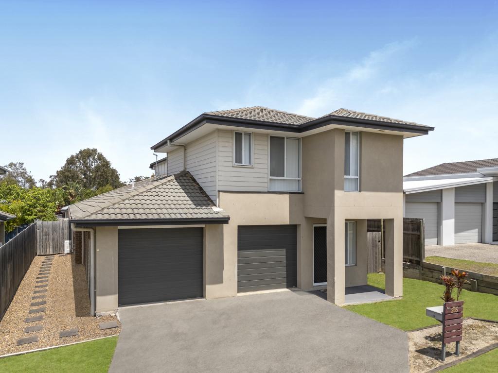 235 Edwards St, Flinders View, QLD 4305