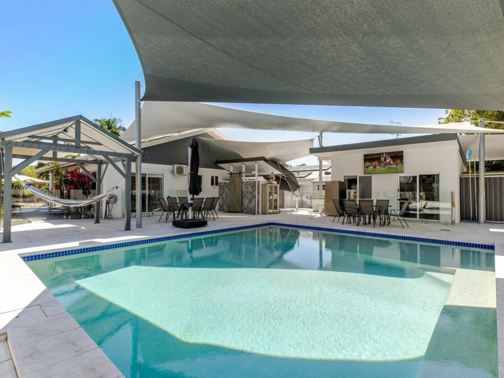 3 Jewel Cl, Port Douglas, QLD 4877