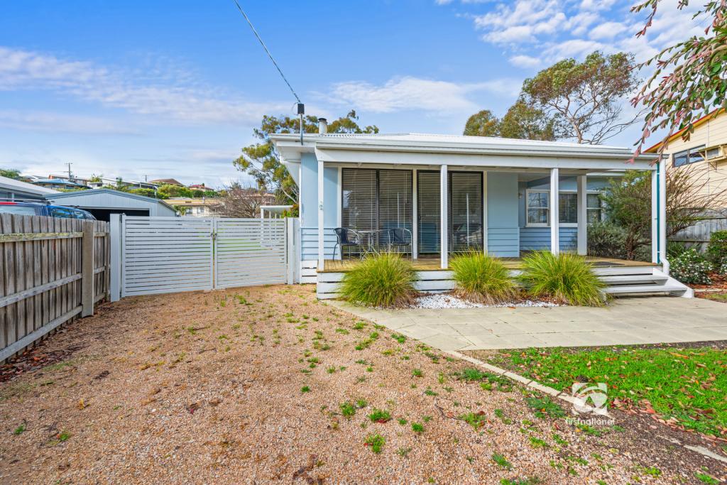 8 Tanjil Gr, Lakes Entrance, VIC 3909