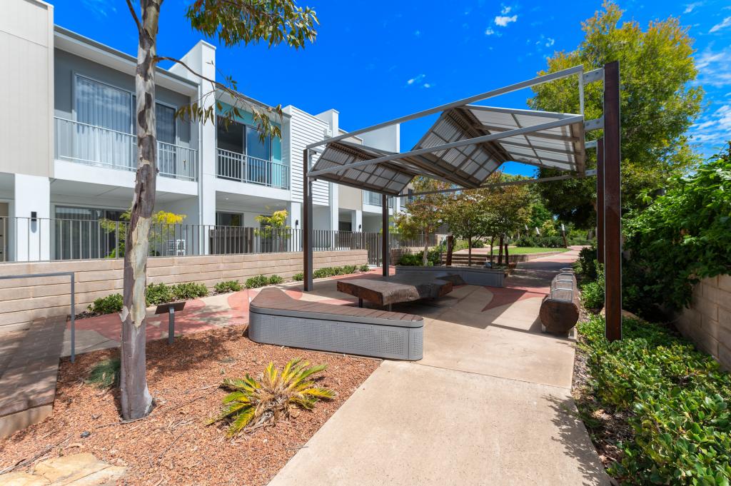 22 Goodrick Loop, Willagee, WA 6156