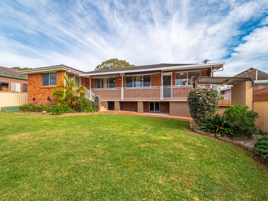 52 Clifton Dr, Port Macquarie, NSW 2444