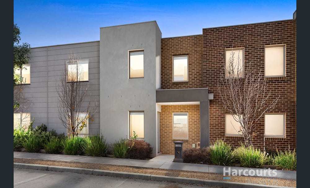 2/10 Bursaria Pl, Craigieburn, VIC 3064