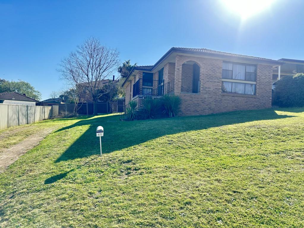 41 Elgin Ave, St Andrews, NSW 2566