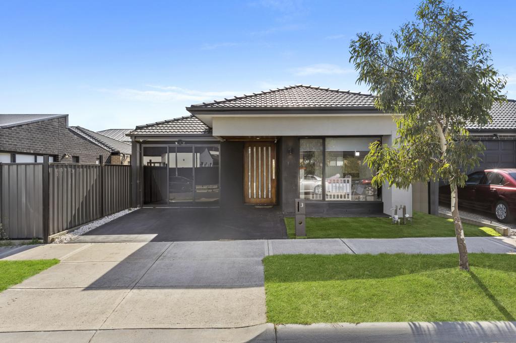 3 Adansonia Cct, Mickleham, VIC 3064
