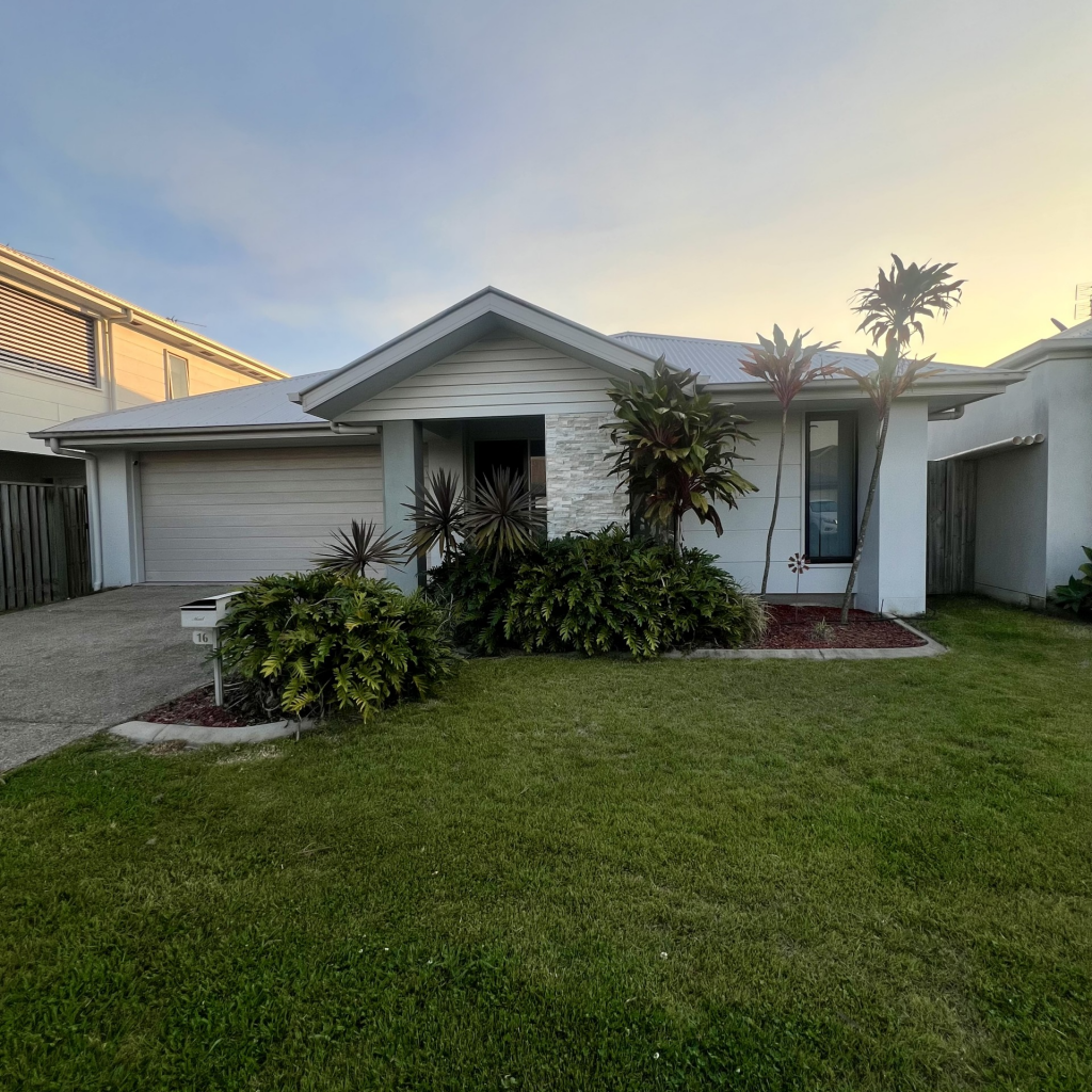 16 Jasper St, Caloundra West, QLD 4551