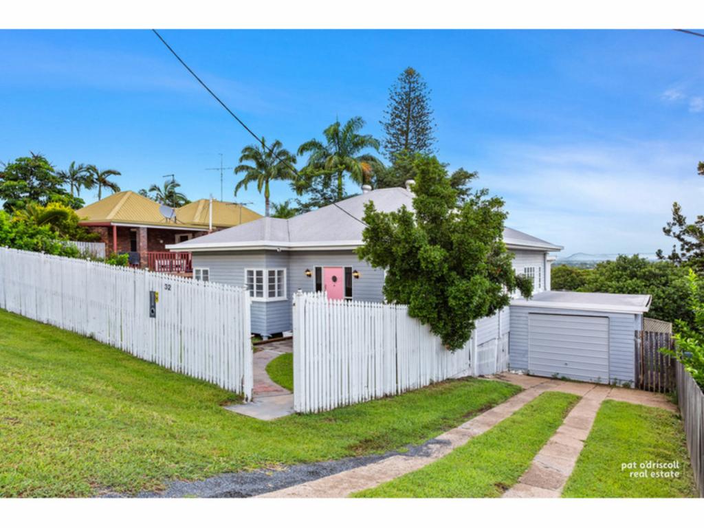 32 Wentworth Tce, The Range, QLD 4700