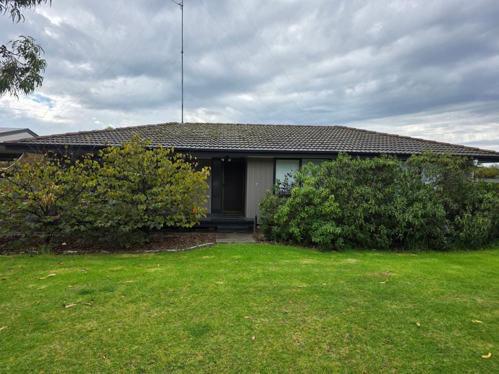 17 Bertha St, Bordertown, SA 5268