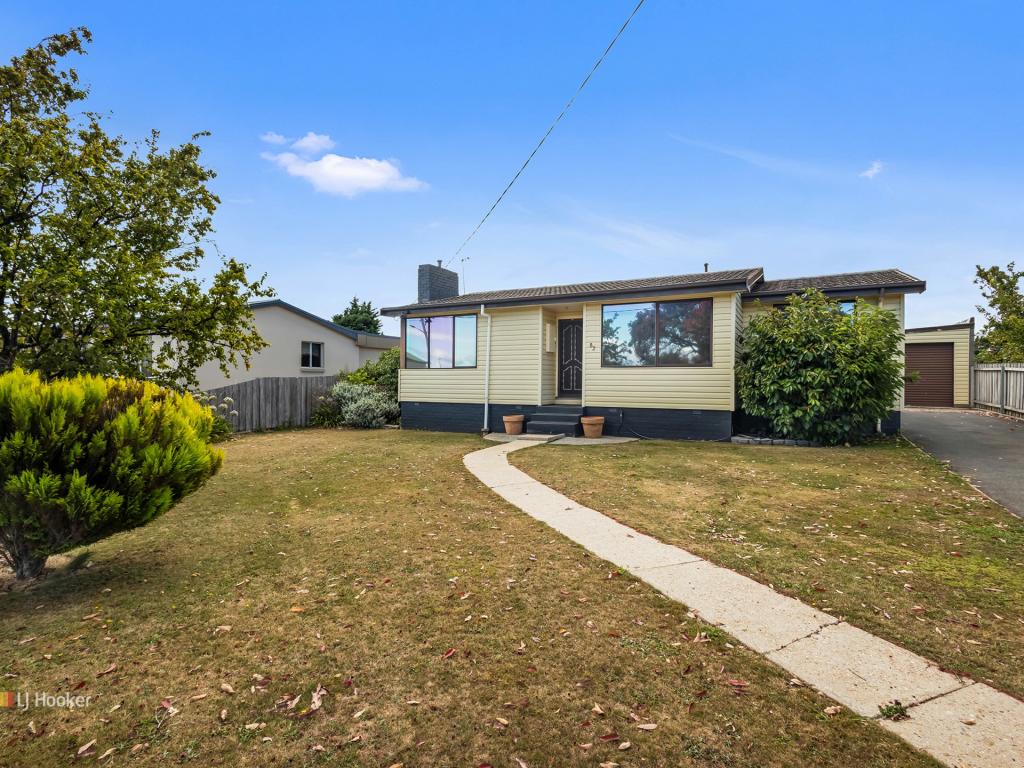 82 Nixon St, Devonport, TAS 7310