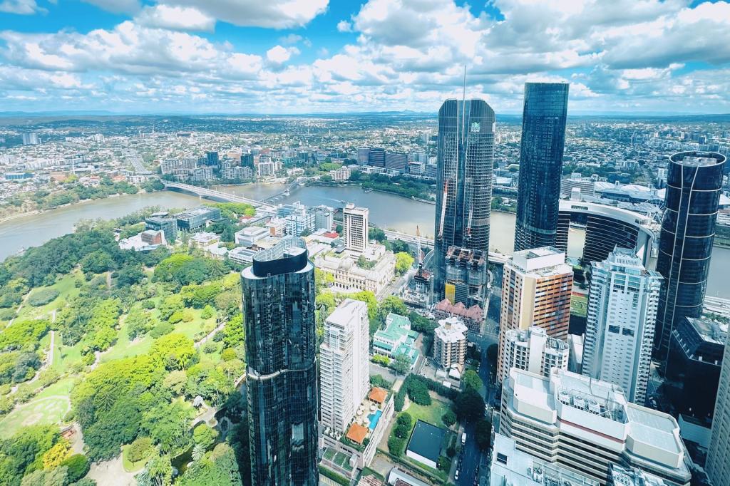 7102/222 Margaret St, Brisbane City, QLD 4000