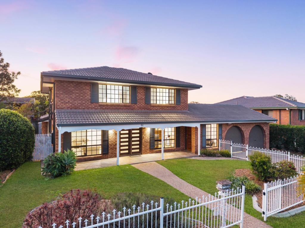 61 DONNINGTON ST, CARINDALE, QLD 4152