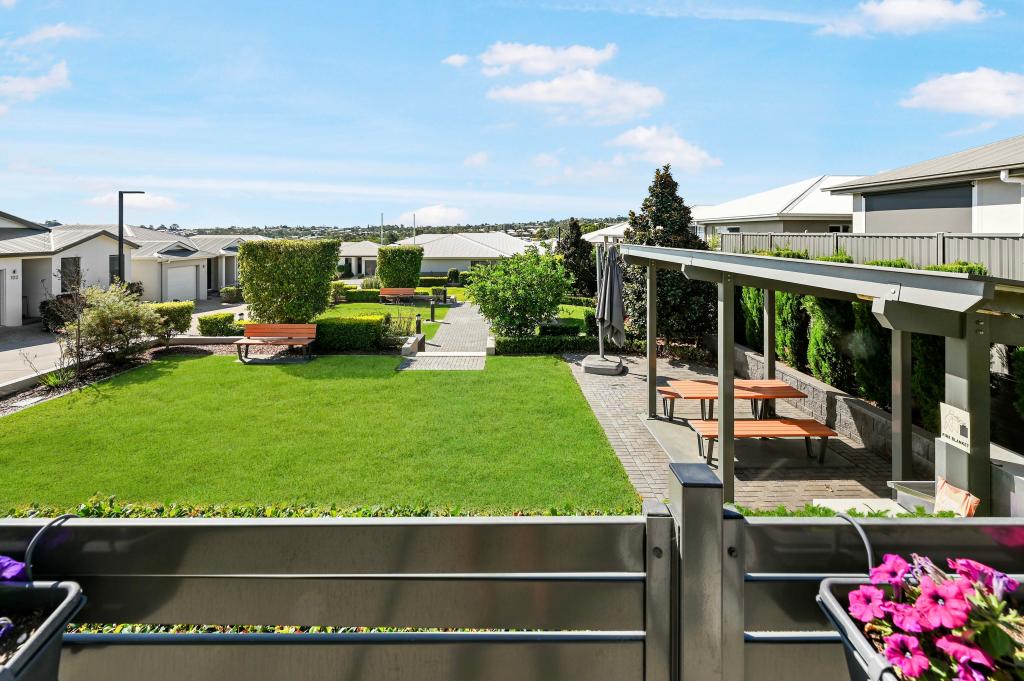 127/500 SOUTH ST, GLENVALE, QLD 4350