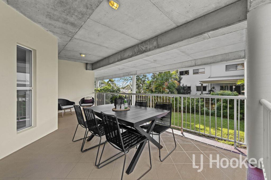 1/46 CHATSWORTH RD, GREENSLOPES, QLD 4120