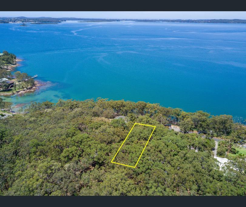 17 The Esplanade, North Arm Cove, NSW 2324