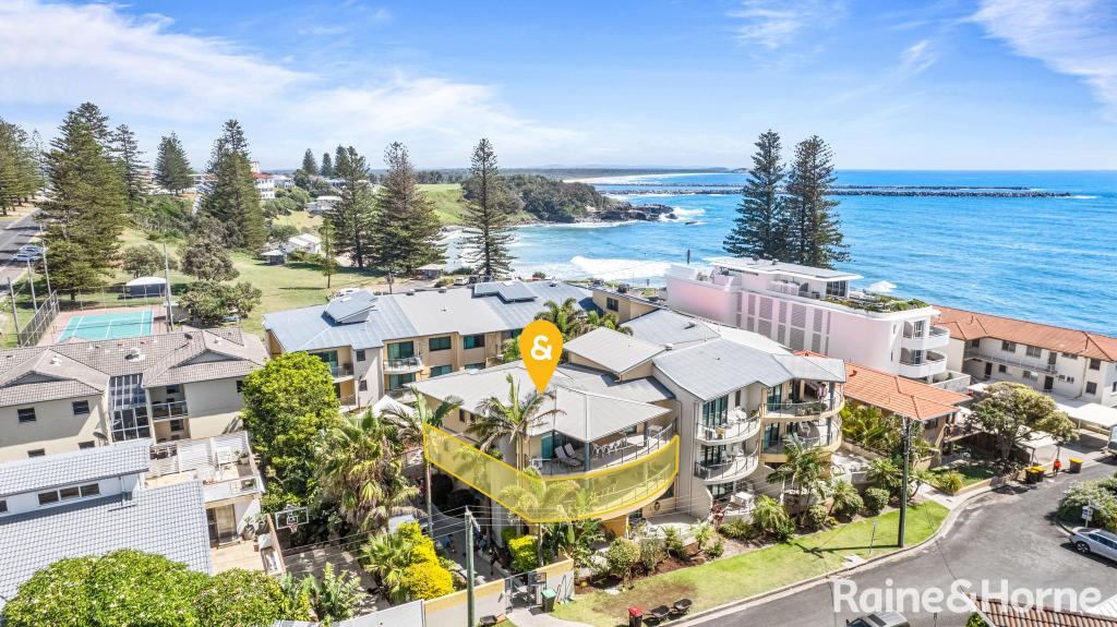 19/4 QUEEN ST, YAMBA, NSW 2464