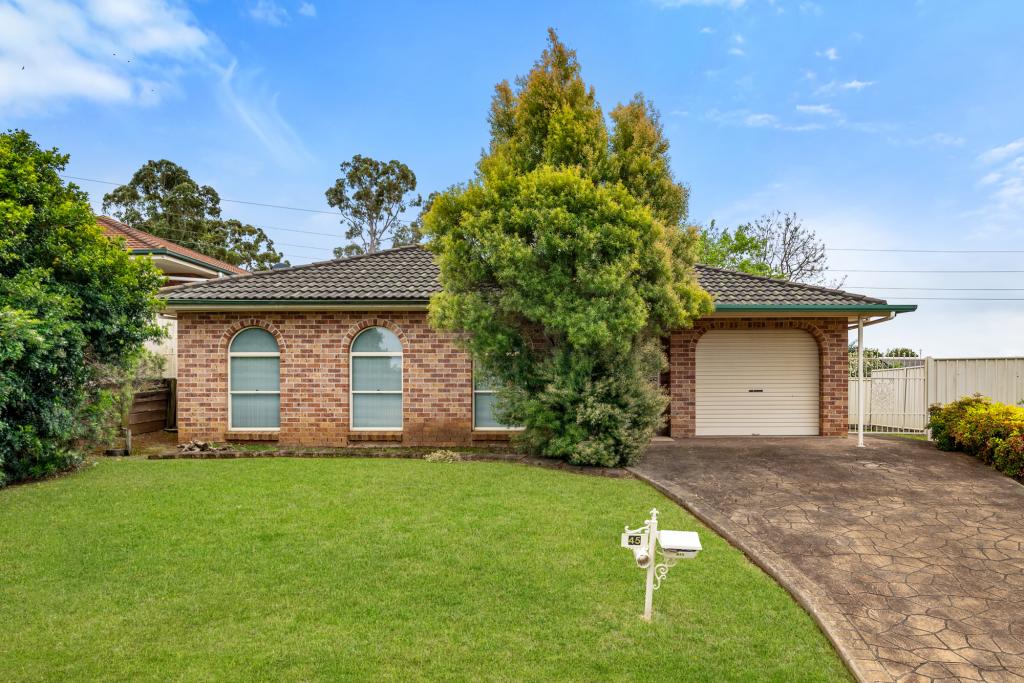 45 Balthasar Cl, Rosemeadow, NSW 2560