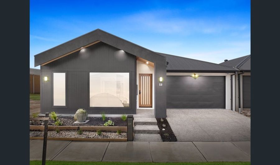 13 Slender Way, Mickleham, VIC 3064