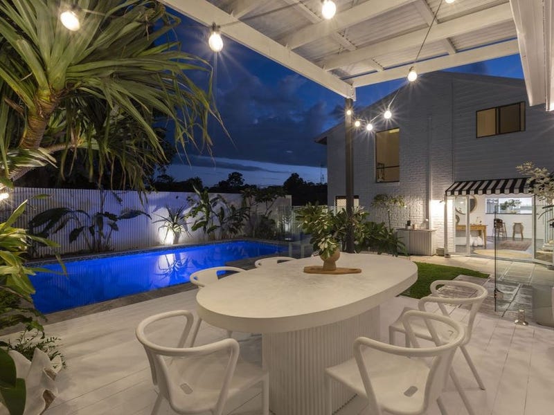 26 C Chester Tce, Southport, QLD 4215