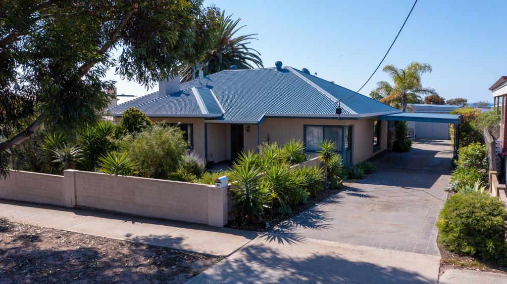 98 Montgomerie Tce, Streaky Bay, SA 5680