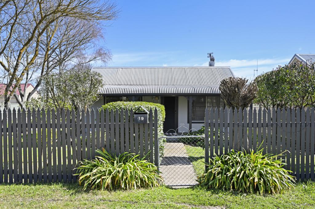 19 Stabback St, Millthorpe, NSW 2798