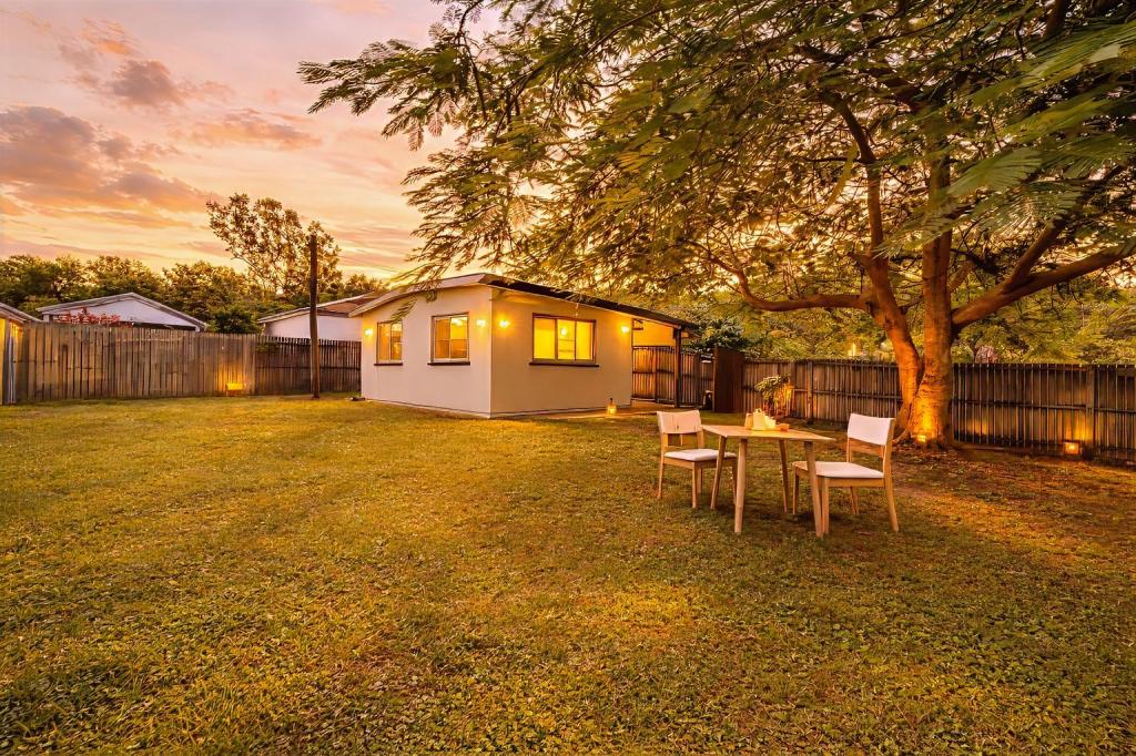 194 Shute Harbour Rd, Cannonvale, QLD 4802