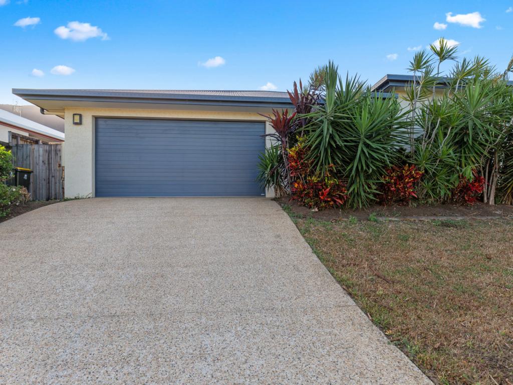 33 Hodkinson St, Redlynch, QLD 4870