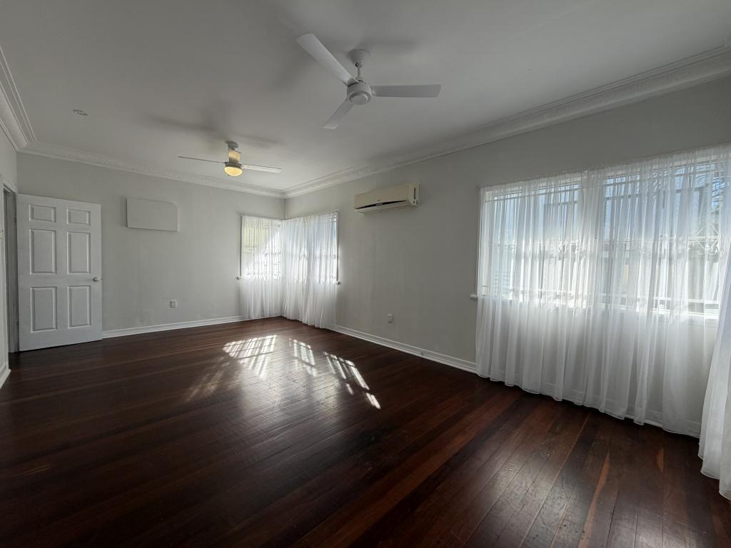 26 Shields St, Redcliffe, QLD 4020