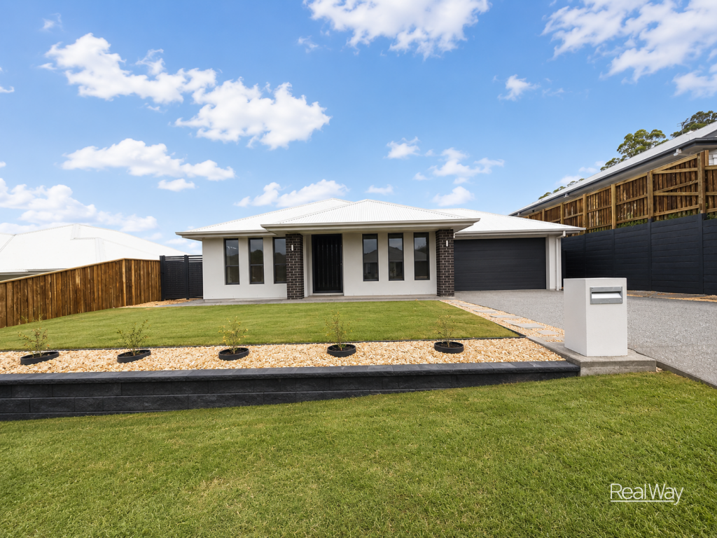 26 Kynoch Cres, Mount Kynoch, QLD 4350